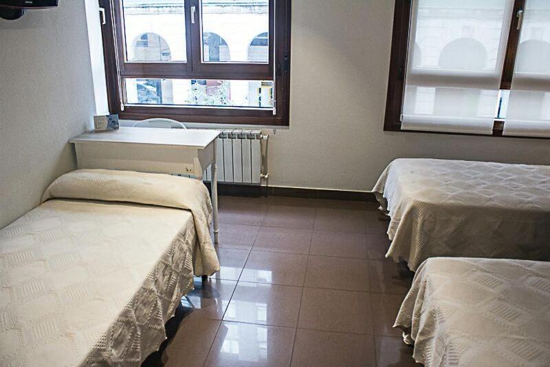 Hotel Playa Poniente Gijón Zewnętrze zdjęcie
