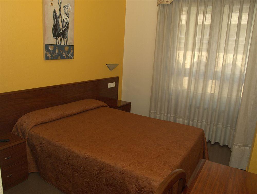 Hotel Playa Poniente Gijón Zewnętrze zdjęcie