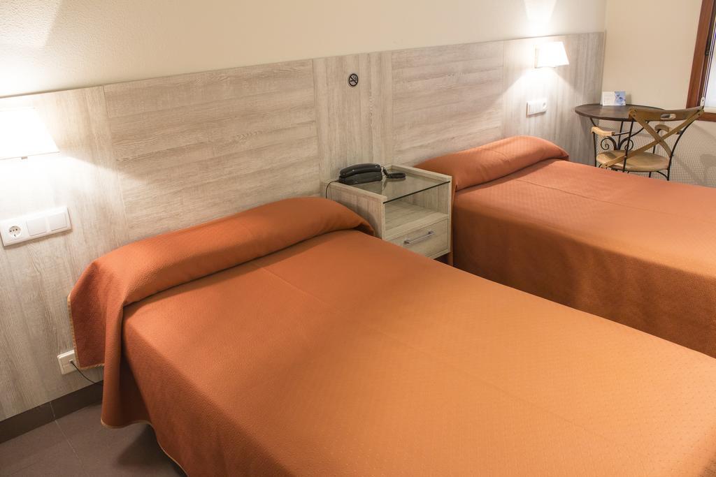 Hotel Playa Poniente Gijón Zewnętrze zdjęcie