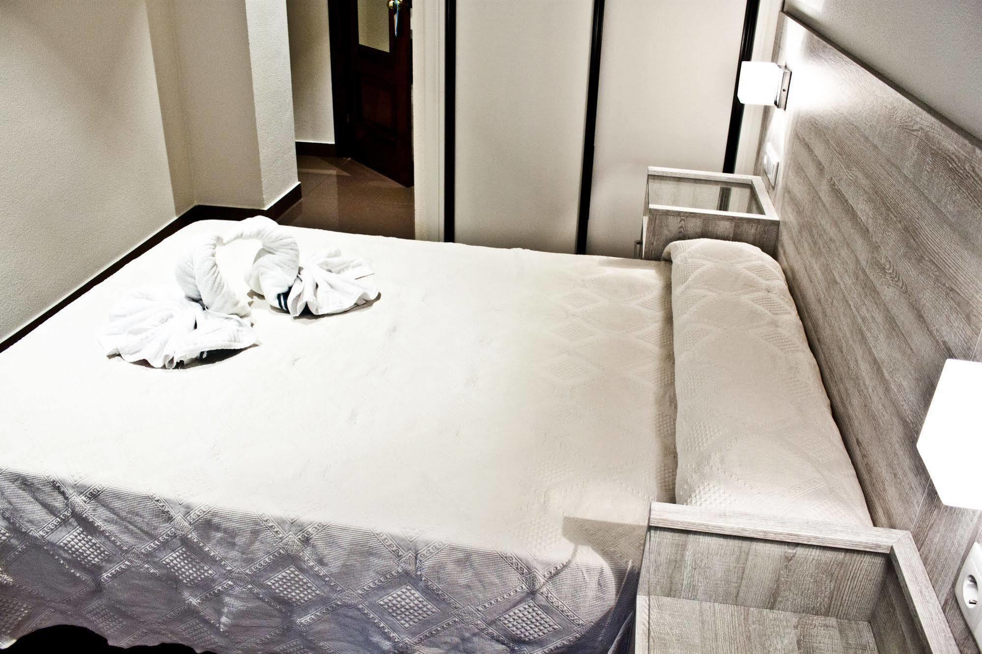 Hotel Playa Poniente Gijón Zewnętrze zdjęcie