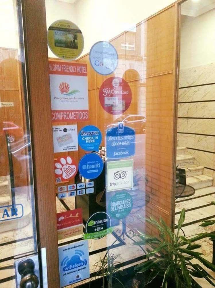 Hotel Playa Poniente Gijón Zewnętrze zdjęcie